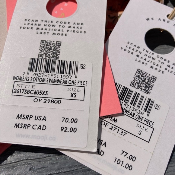 MAAJI Set - Flicker Strapless Bikini Top & Sublimity Signature Bottoms - S/XS - Picture 13 of 16